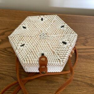 Woven handbag